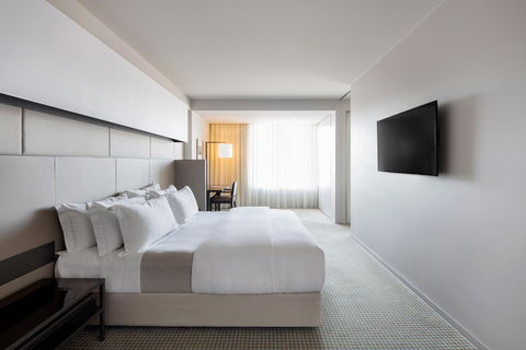 Hotel Realm - Accommodation Tasmania 9