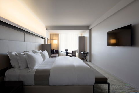 Hotel Realm - Accommodation Tasmania 0