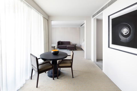 Hotel Realm - Accommodation Tasmania 12