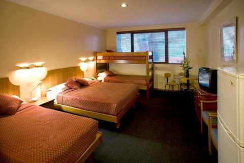 Madison Capital Executive Apartments - Accommodation Tasmania 4