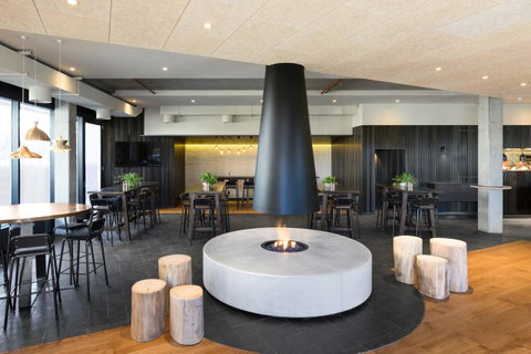 Burbury Hotel - Accommodation Tasmania 2