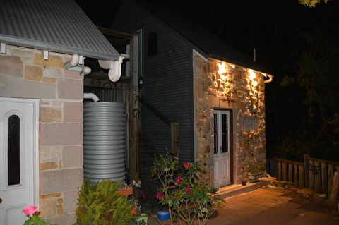 Garden Room - Accommodation Tasmania 10