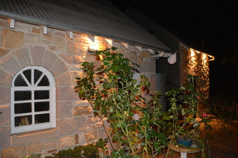 Garden Room - Accommodation Tasmania 9