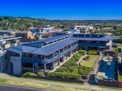 Lennox Holiday Apartments - Accommodation Tasmania 0