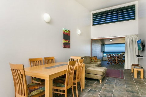 Lennox Holiday Apartments - Accommodation Tasmania 31
