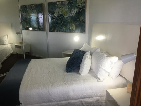 Lennox Holiday Apartments - Accommodation Tasmania 22