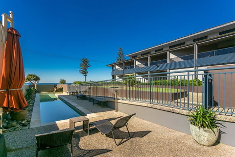 Lennox Holiday Apartments - Accommodation Tasmania 5