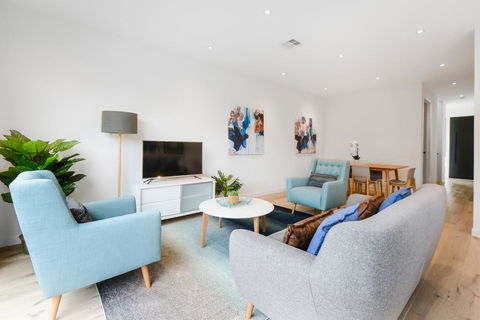 Boutique Stays - Murrumbeena Place 2 - Accommodation Tasmania 0