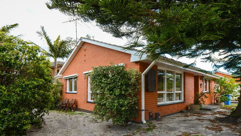 BOUTIQUE STAYS - Sandy Haven A - Accommodation Tasmania 1