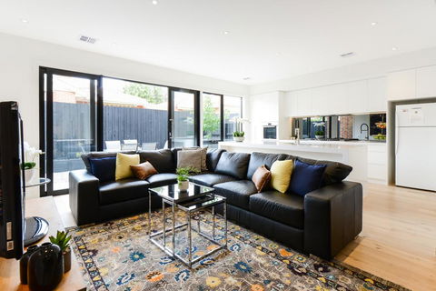 Boutique Stays-Murrumbeena Place 1 - Accommodation Tasmania 0
