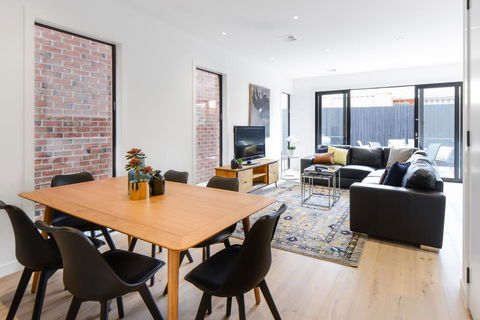 Boutique Stays-Murrumbeena Place 1 - Accommodation Tasmania 1