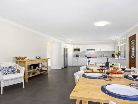 Braeside - Waterfront, Fireplace - Accommodation Tasmania 3