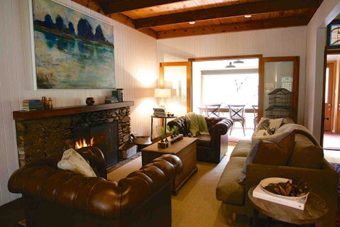 Braeside Mount Macedon Country Retreat Bed And Breakfast - Accommodation Tasmania 1