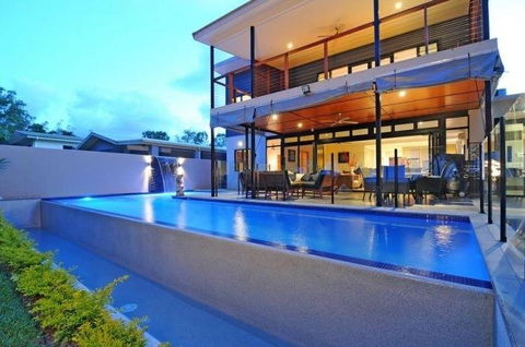 Bramston Beach - Luxury Holiday House - Accommodation Tasmania 0