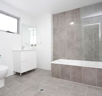 Brand new Family Friendly Apartment for 7 - Accommodation Tasmania