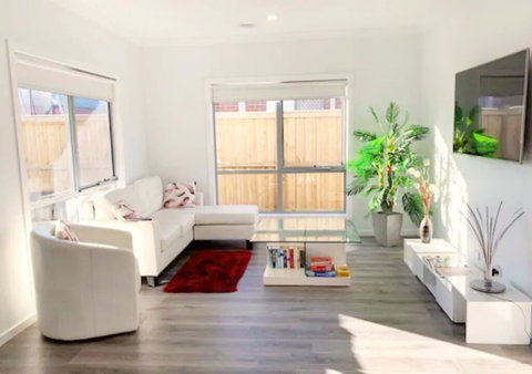 Brand New Home, 10 Mins To Beach, Torquay, Geelong, Deakin, Hospitals - Accommodation Tasmania 0