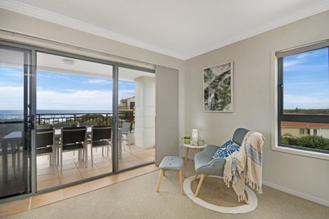 Breakers 2/12 - Accommodation Tasmania 2