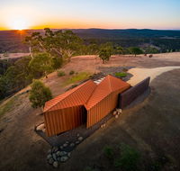 Breakneck Gorge Oikos - Accommodation Tasmania