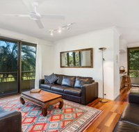 BreezeByron 1 Clarkes Beach - Accommodation Tasmania