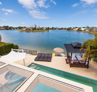 Broadbeach Waterfront Holiday House - Accommodation Tasmania