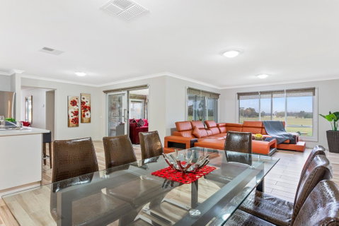Bulla Hill Villas - Melbourne Airport - Accommodation Tasmania 1