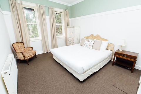 Bundanoon Hotel - Accommodation Tasmania 2