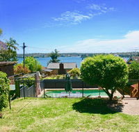 Bundeena Base Holiday Home - Accommodation Tasmania