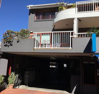 Byron Beach House - Accommodation Tasmania
