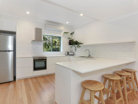 Byron Beachside 8 - Accommodation Tasmania 3