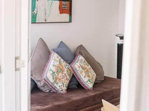 Byron Garden Retreat - Accommodation Tasmania 1
