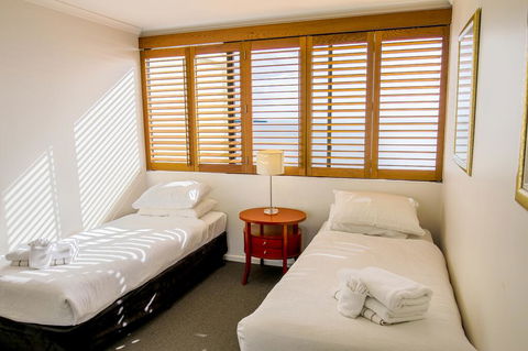 Cairns Aquarius - Accommodation Tasmania 3