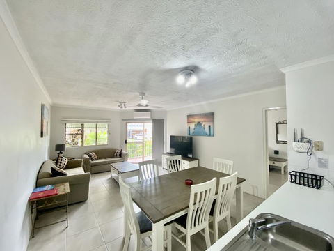 Cairns Beach Resort - Accommodation Tasmania 2