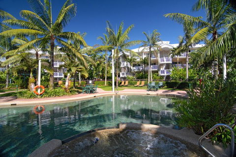 Cairns Beach Resort - Accommodation Tasmania 0