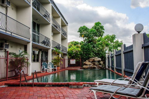 Cairns Holiday Lodge - Accommodation Tasmania 2