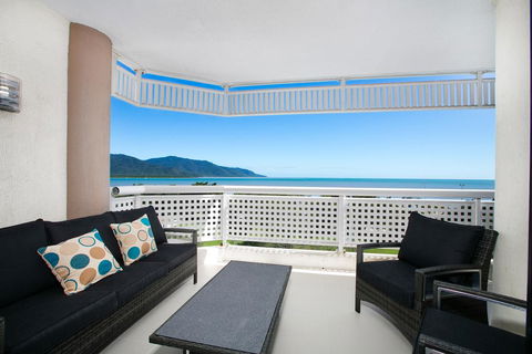 Cairns Luxury Waterfront Apartment - Accommodation Tasmania 3