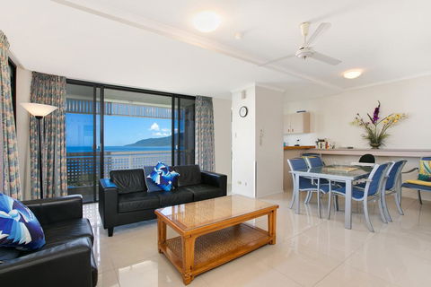 Cairns Ocean View Apartment - Accommodation Tasmania 3