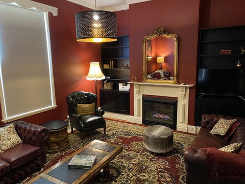 Campbell House - Accommodation Tasmania 1