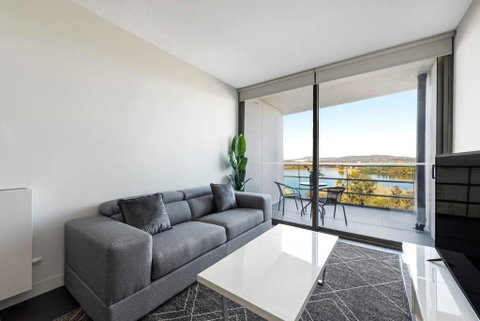 Canberra Luxury Apartment 5 - Accommodation Tasmania 0