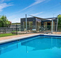 Canterbury Villa Family friendly home walk to beach and village pool - Accommodation Tasmania