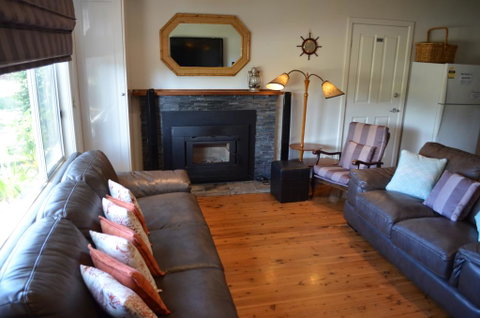 Casa Husky - Accommodation Tasmania 2