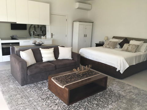 Casablanca, Peaceful Couples Retreat, Avalon Beach - Accommodation Tasmania 1