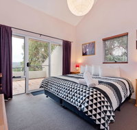 Cascades 13/3 Kurrajong Street - Accommodation Tasmania