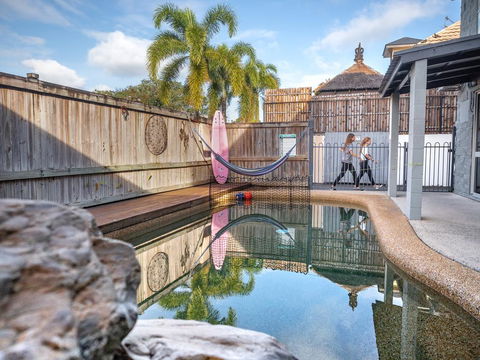 Castaways Backpackers Cairns - Accommodation Tasmania 0