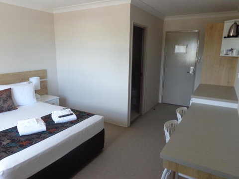 Castle Crest Motel - Accommodation Tasmania 2