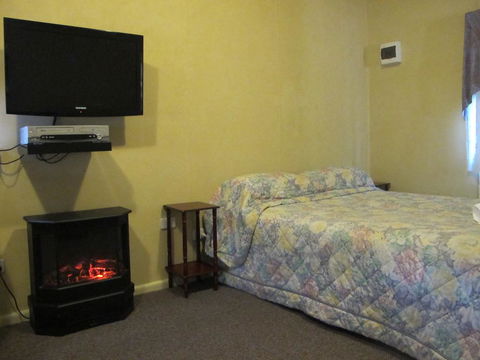 Cedar Lodge Cabins - Accommodation Tasmania 2