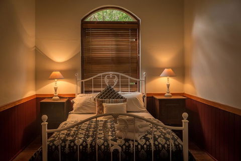 Celestial Dew Guest House, Day Spa, Retreat - Accommodation Tasmania 2