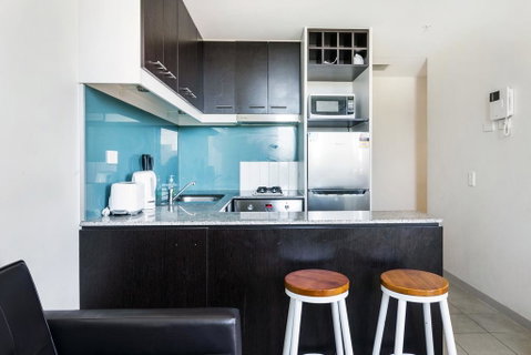 Central And Modern Apartment In Melbourne CBD - Accommodation Tasmania 2