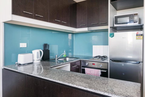 Central And Modern Apartment In Melbourne CBD - Accommodation Tasmania 3