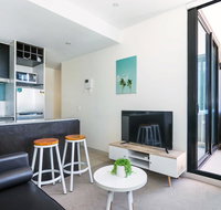 Central and Modern Apartment in Melbourne CBD - Accommodation Tasmania
