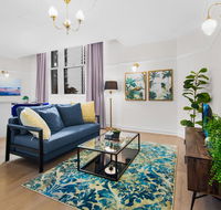 Central Apartment with Spacious Living and Dining - Accommodation Tasmania